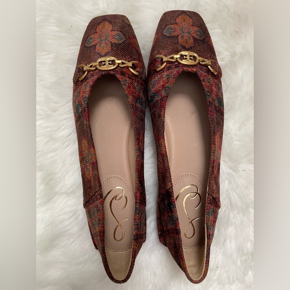 New! Sam Edelman Tapestry Flats - Picture 3 of 6